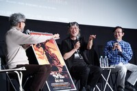 当時、「宇宙戦艦ヤマト」と同時間帯に放送されていた「SFドラマ 猿の軍団」を「まだ大丈夫、まだCMだ」とCM中にザッピングしながら視聴していたという話で盛り上がる3人。