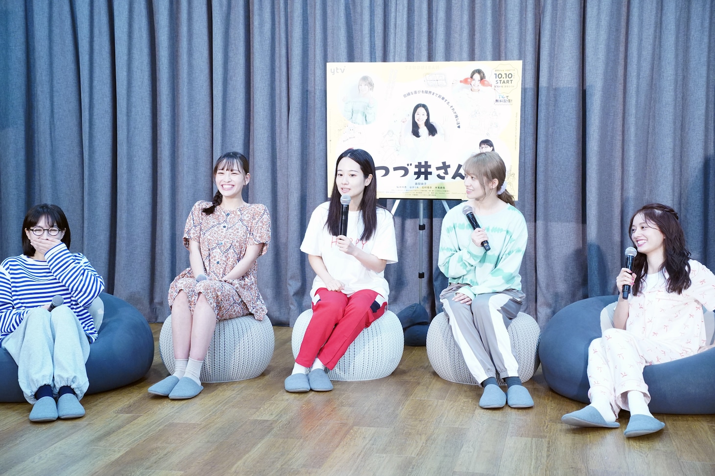 左から木竜麻生、北村優衣、藤間爽子、桜井玲香、谷まりあ。
