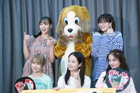 「ドラマ『つづ井さん』放送直前！HAPPY記者会見」の様子。