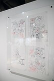 「博 漫画家デビュー15周年記念『明日ちゃんのセーラー服』原画展」の様子。