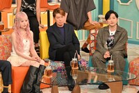 左から益若つばさ、ヒロミ、下野紘。