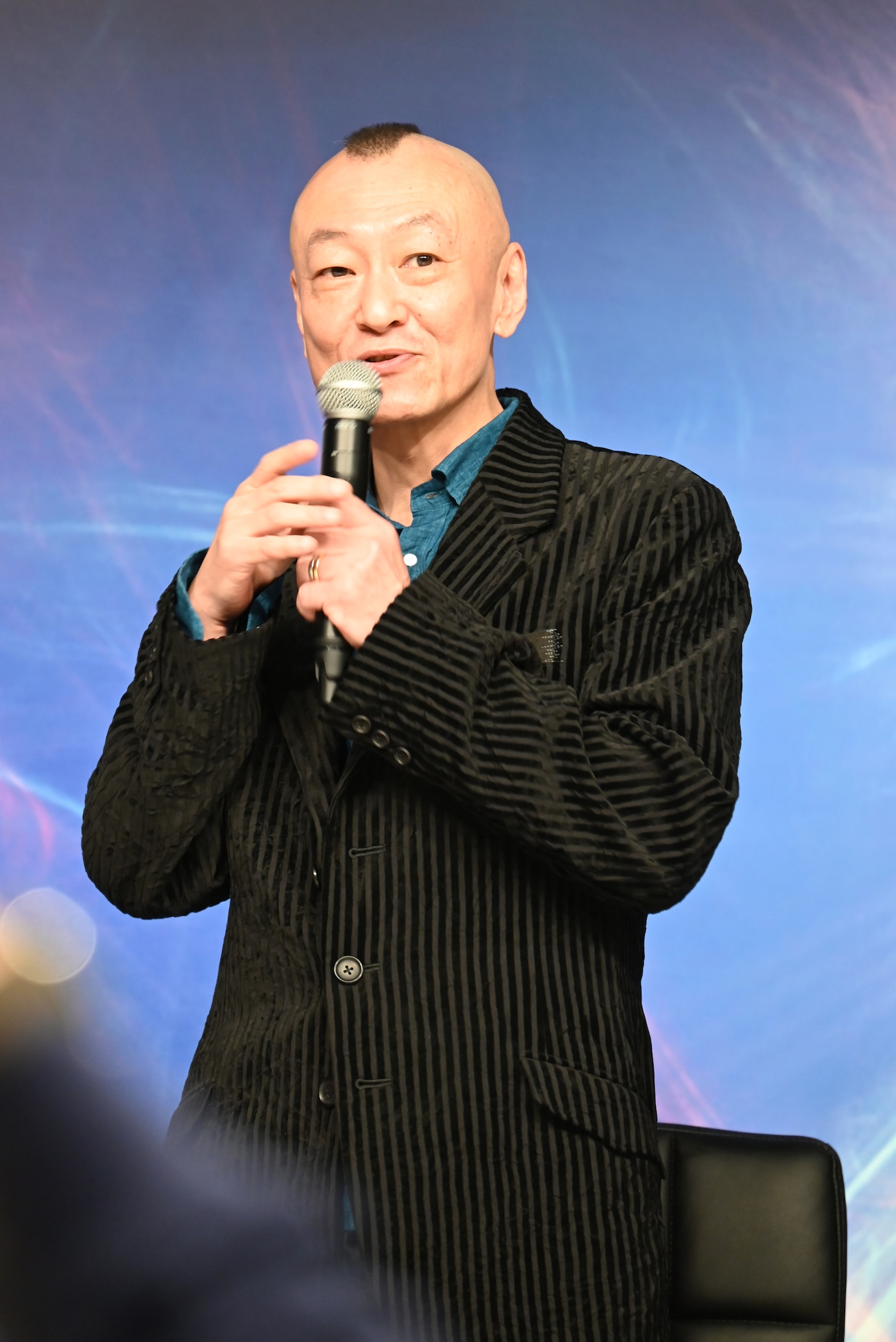 原作者の桂正和。