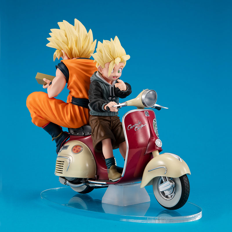 「デスクトップリアルマッコイEX ドラゴンボールZ スーパーサイヤ人孫悟空＆スーパーサイヤ人孫悟飯＆バイク」