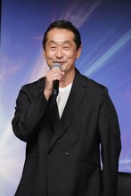 監督・アクション監督の坂本浩一。
