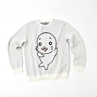 ゴマちゃんのセーター（オフホワイト）。