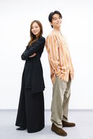 ドラマ「デスゲームで待ってる」に出演している、（左から）梅澤美波、日向亘。