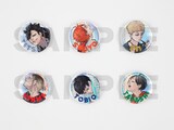 ハイキュー!!」の描き下ろしイラストを使用した「メタリック缶バッジ6 