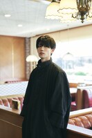 樋口幸平扮する伊藤。 (c)石黒正数・徳間書店／映画『ネムルバカ』製作委員会