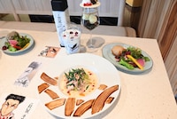 「アニメ『鬼滅の刃』柱展 －そして無限城へ－」併設のカフェで提供されるコラボメニュー。(c)吾峠呼世晴／集英社・アニプレックス・ufotable