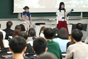 「魔王様、リトライ！R」生アフレコの様子。
