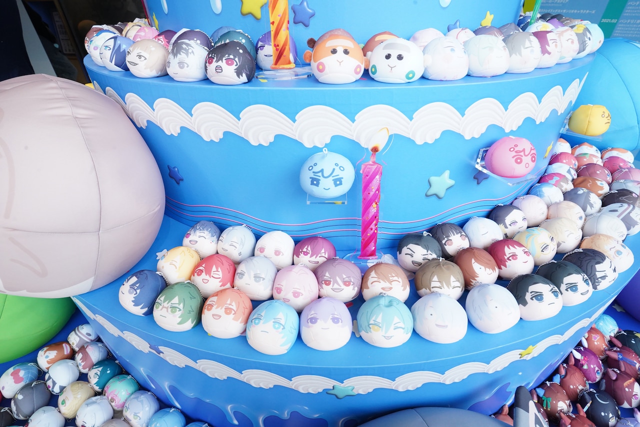 ハラカドに登場した「おまんじゅうにぎにぎマスコット10th Birthday Party POP UP SHOP」の展示の様子。