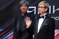 左から岩浪美和、山寺宏一。