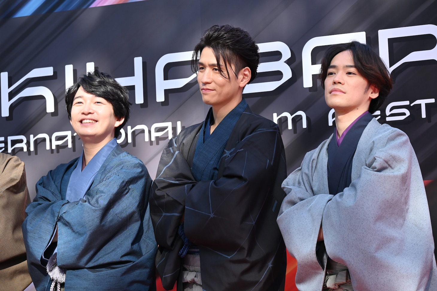 左から梅田修一朗、阿座上洋平、小野賢章。