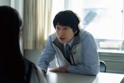 映画「遺書、公開。」場面写真。 (c)2024 映画「遺書、公開。」製作委員会　(c)陽東太郎／SQUARE ENIX