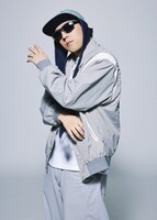 世界（EXILE／FANTASTICS）