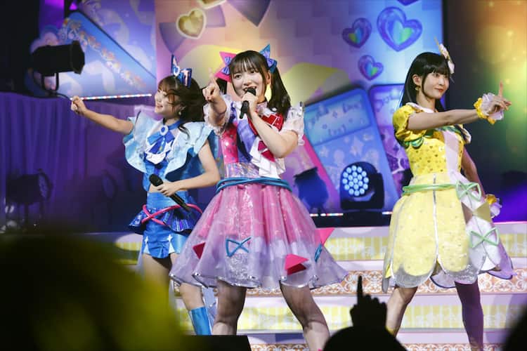 ここがプリティーシリーズの最前線！アイプリ曲もコラボもたっぷり披露 