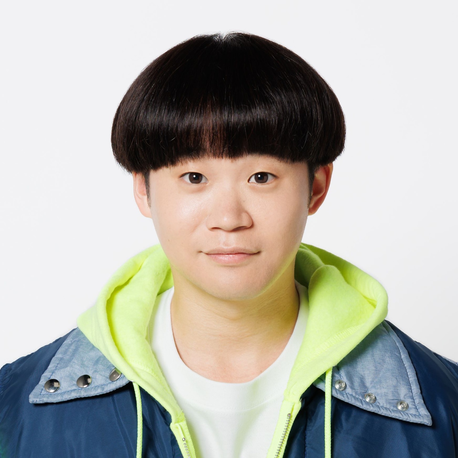 矢本悠馬扮する朝永秀樹。