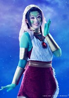 永利優妃扮するアミト。