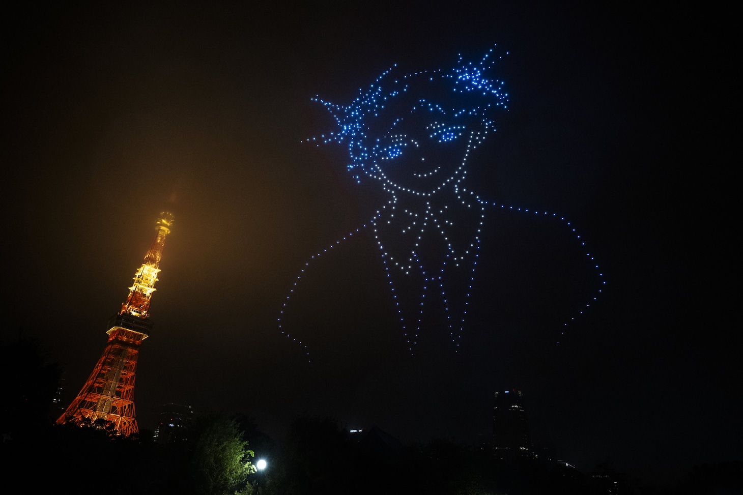 カウントダウン・ドローンショーの様子。