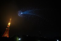 カウントダウン・ドローンショーの様子。