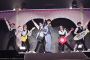 「Hello Kitty 50th Anniversary Presents My Bestie Dream Stage with Sanrio characters」より、大塚剛央（中央）。