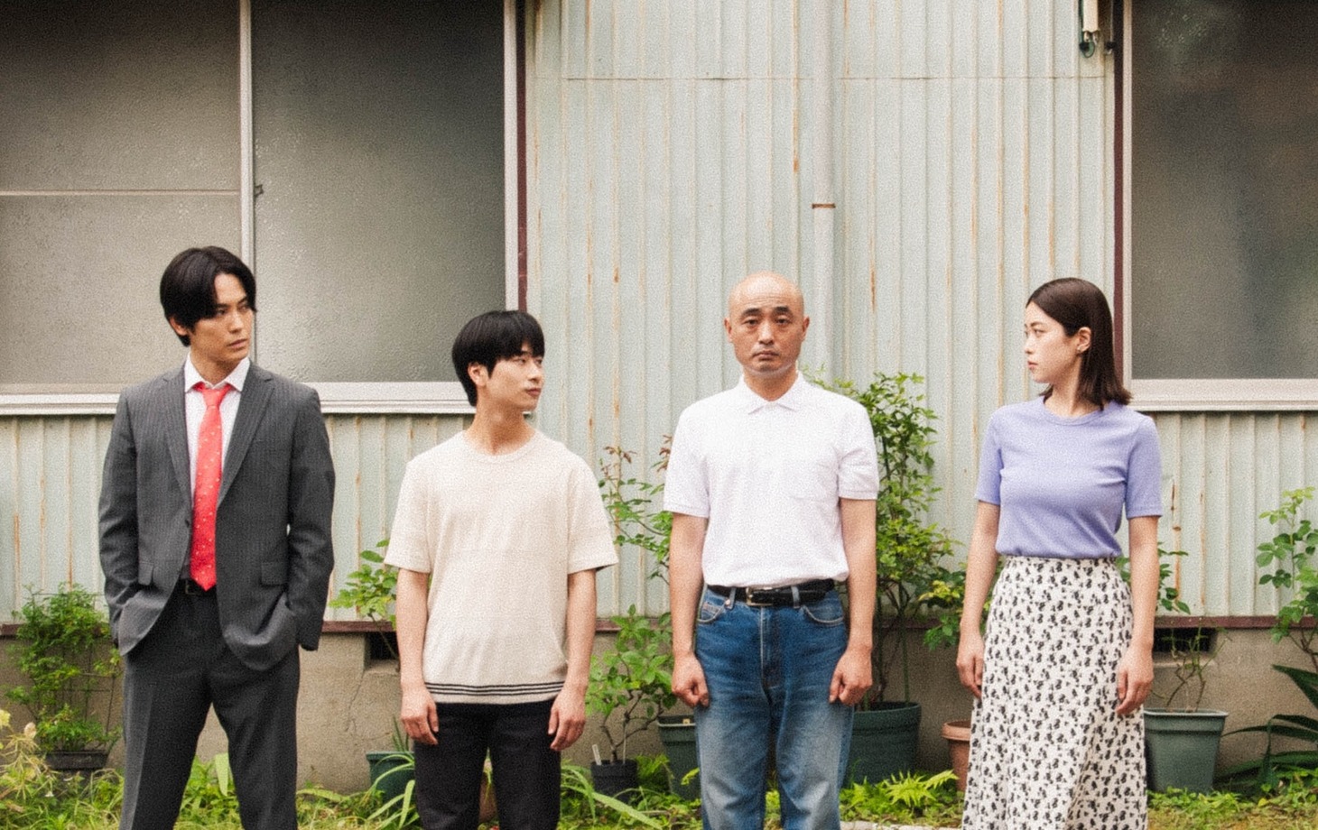「となりの宇宙人」ビジュアル (c)2025『となりの宇宙人』製作委員会