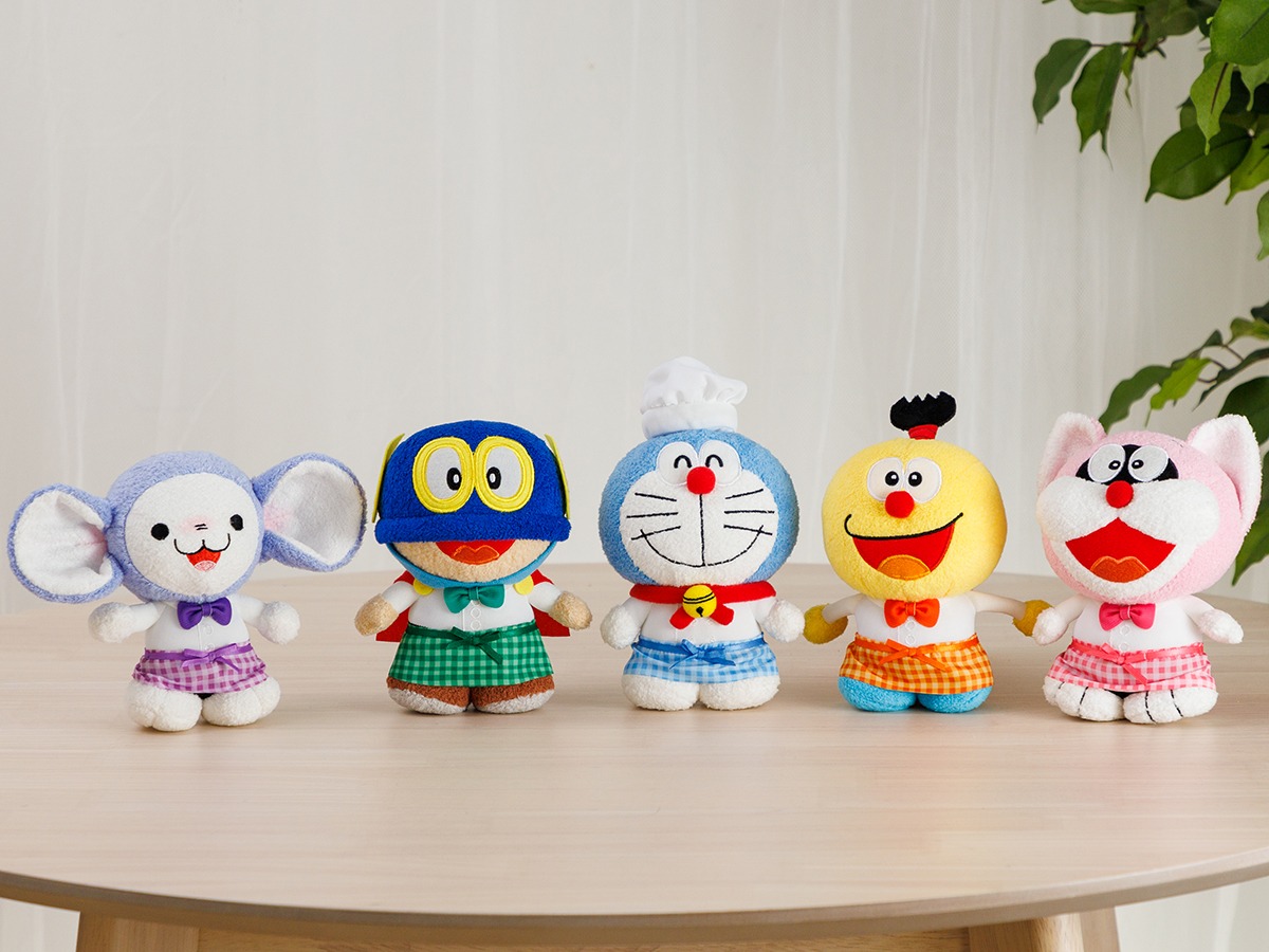 「とことこくらぶ ドラえもん F’sキッチン」。左からチンプイ、パーマン1号、ドラえもん、コロ助、ポコニャン。