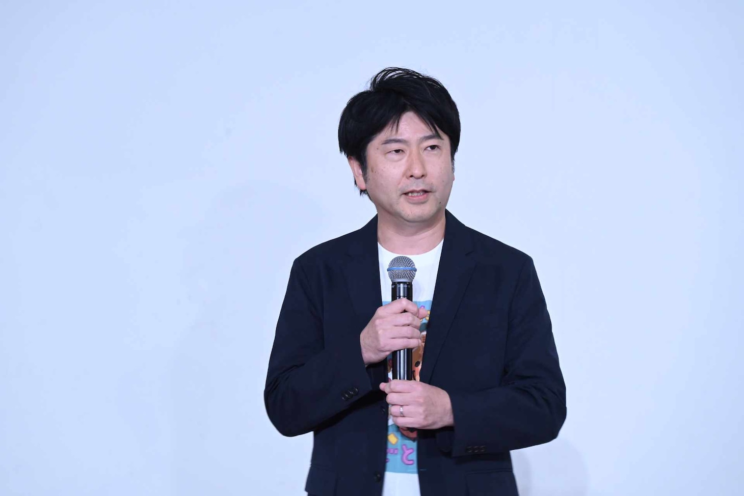 炭田真也氏