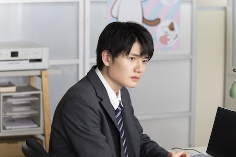 瀧澤翼演じる篠崎拓馬。