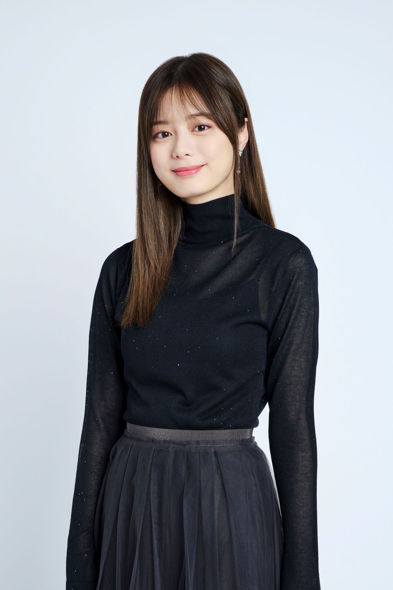 紺野彩夏扮する佐藤楓。