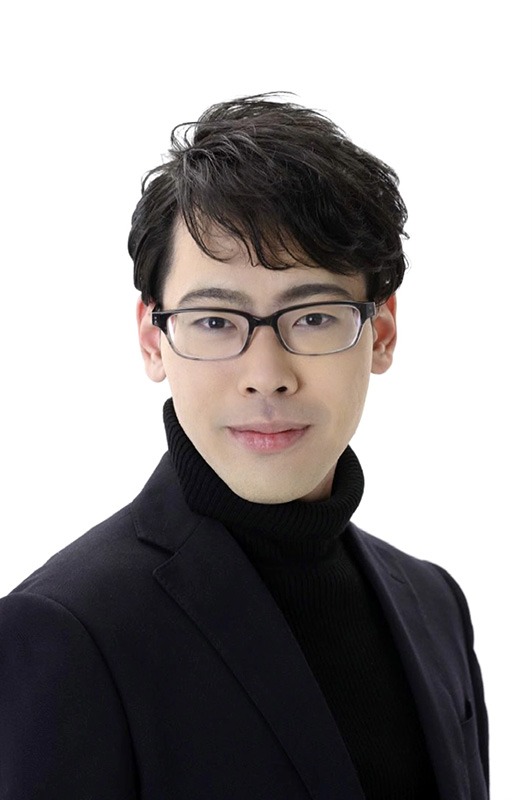 猿田一彦役の湧津ユウミ。