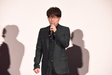 黒木瞳にお願いされてセリフを披露する豊永利行。