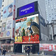 東京・ZeroBase渋谷で開催される特別展「TV アニメ『SAKAMOTO DAYS』Special Event DAYS.00（ゼロ）」の装飾イメージ。