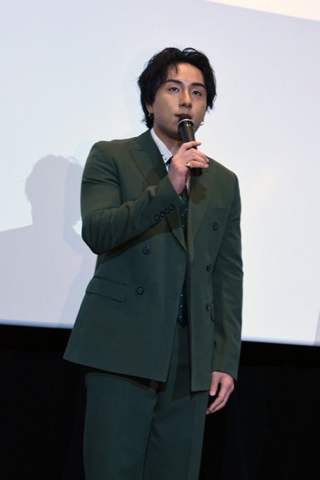 鈴木崚汰