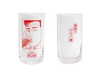「孤独のグルメ」とチェリオのコラボレーショングラス。 (c)Masayuki Qusumi, PAPIER / Jiro Taniguchi, FUSOSHA