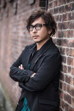 脚本・演出の西田大輔。