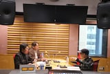 ラジオ番組「NEXT STAGEへの提言II」収録の様子。右が富野由悠季。