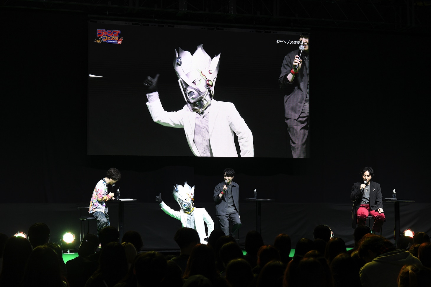 「ジャンプフェスタ」の「Dr.STONE」ステージの様子。(c)SHUEISHA Inc. All rights reserved.