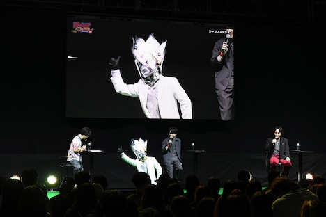 「ジャンプフェスタ」の「Dr.STONE」ステージの様子。(c)SHUEISHA Inc. All rights reserved.