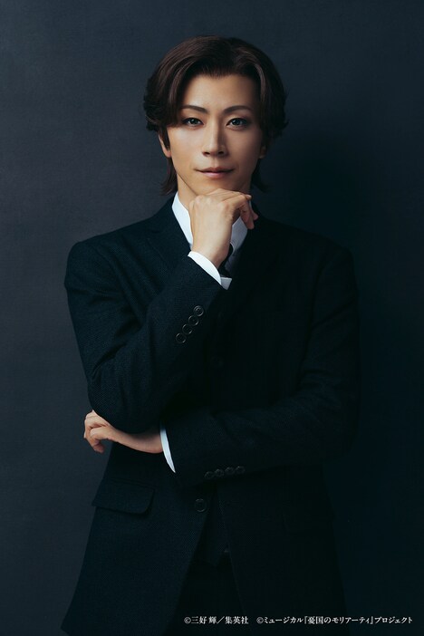 廣瀬智紀扮するアルバート・ジェームズ・モリアーティ。