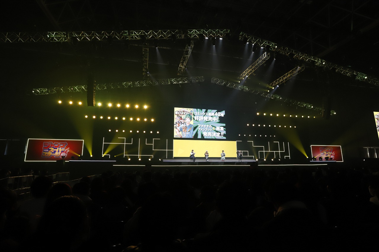 「ジャンプフェスタ2025」より、「僕のヒーローアカデミア」のステージイベントの様子。(c) SHUEISHA Inc. All rights reserved.