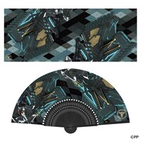 上から「『劇場版 PSYCHO-PASS サイコパス PROVIDENCE』和柄ストール ドミネーター Edition」、「『劇場版 PSYCHO-PASS サイコパス PROVIDENCE』扇子 ドミネーター Edition」。