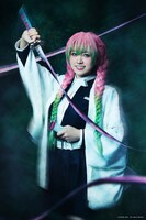 川崎愛香里扮する甘露寺蜜璃。