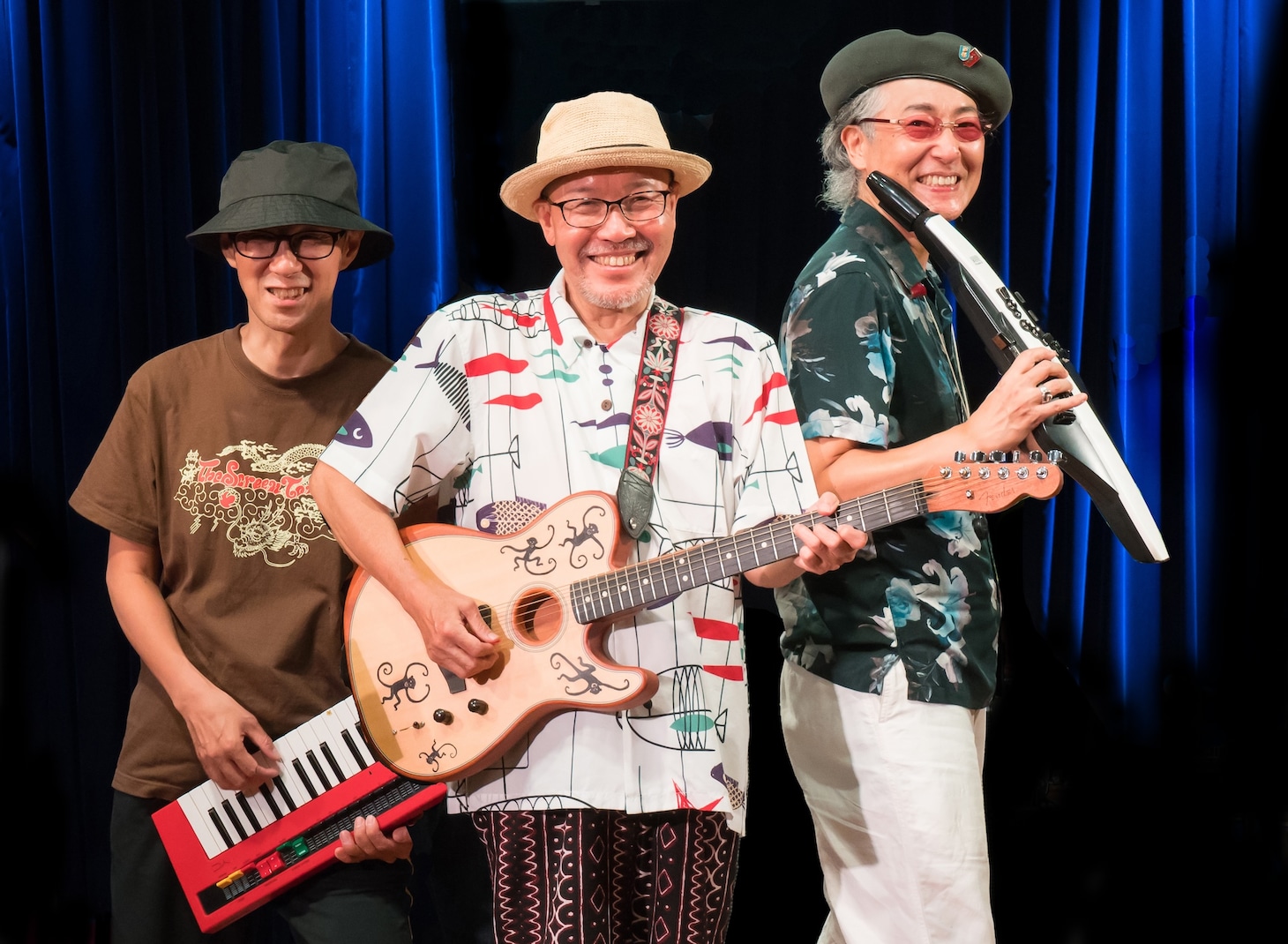 ミニライブの出演者。左からキーボードのShake、久住昌之、サックスのフクムラサトシ。