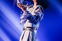 「機動戦士ガンダム 水星の魔女」パートのライブより、シユイ。