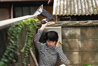 映画「海辺へ行く道」の場面写真。 (c)2025映画「海辺へ行く道」製作委員会