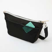 「劇場版 忍たま乱太郎 ドクタケ忍者隊最強の軍師」をモチーフにしたボディバッグ。