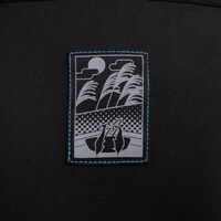 「劇場版 忍たま乱太郎 ドクタケ忍者隊最強の軍師」をモチーフにしたマウンテンパーカー。