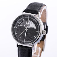 「劇場版 忍たま乱太郎 ドクタケ忍者隊最強の軍師」をモチーフにした腕時計。