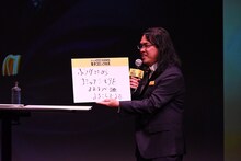 大喜利コーナーの「1カ月を期限としてとんでもない賭けを誰から突きつけられる。それはどんな賭け？」というお題に対する中岡創一の答え。